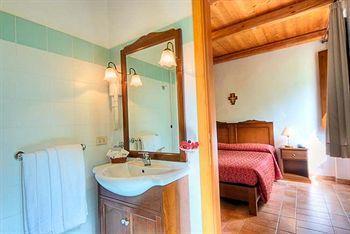 Hotel La Foresteria Abbadia di Fiastra Экстерьер фото